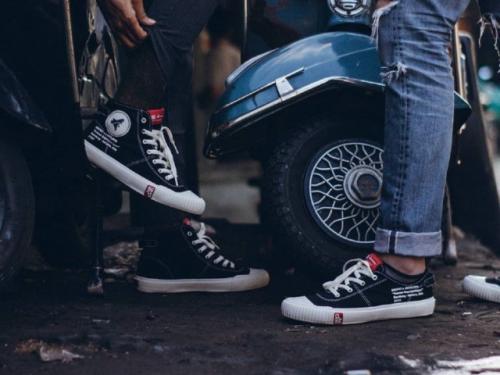 5 Sepatu Kanvas Brand Lokal yang Mendunia: Mana yang Lo Punya?